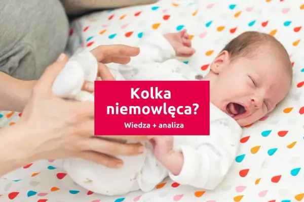 Płacz dziecka, gdy dopada go kolka. Rodzic próbuje pomóc maluchowi.